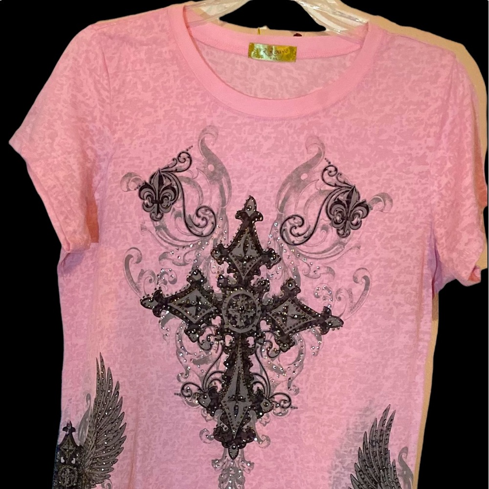 Womens R Rouge USA Pink sheer with beautiful accent cross/wings. Like new